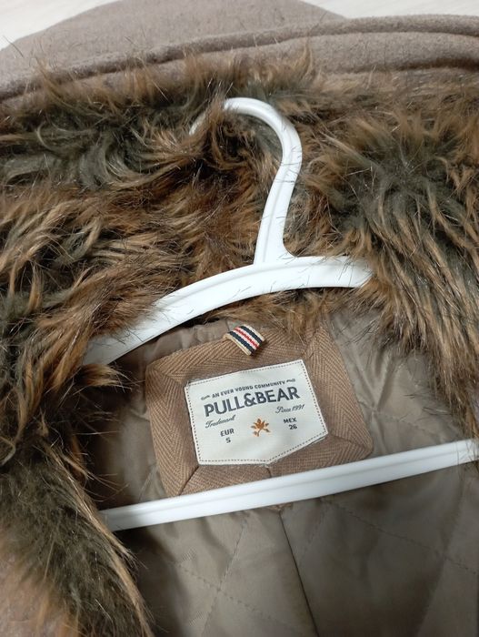 Пальто від Pull and bear р. S