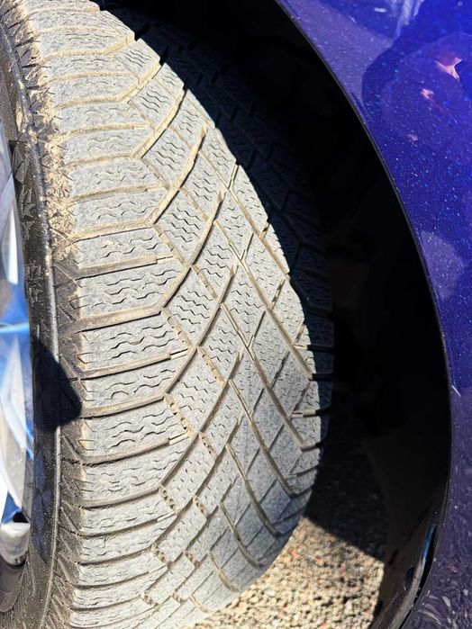 Продам Volkswagen e-Golf 2018