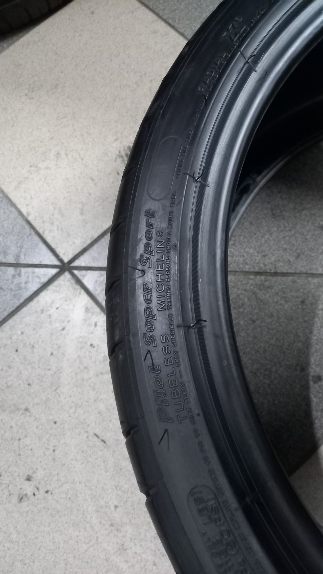 Opony Letnie Demo  Michelin Pilot Super Sport 205/40/18 86Y 4616 4szt