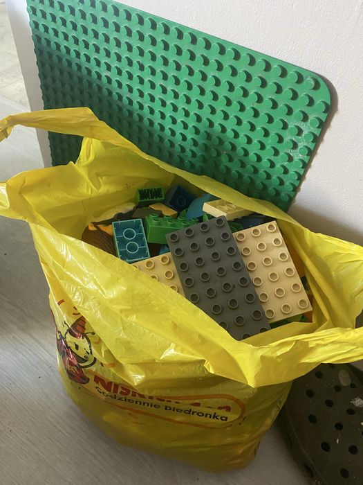 Oddam lego duplo i inne za slodycze i owoce