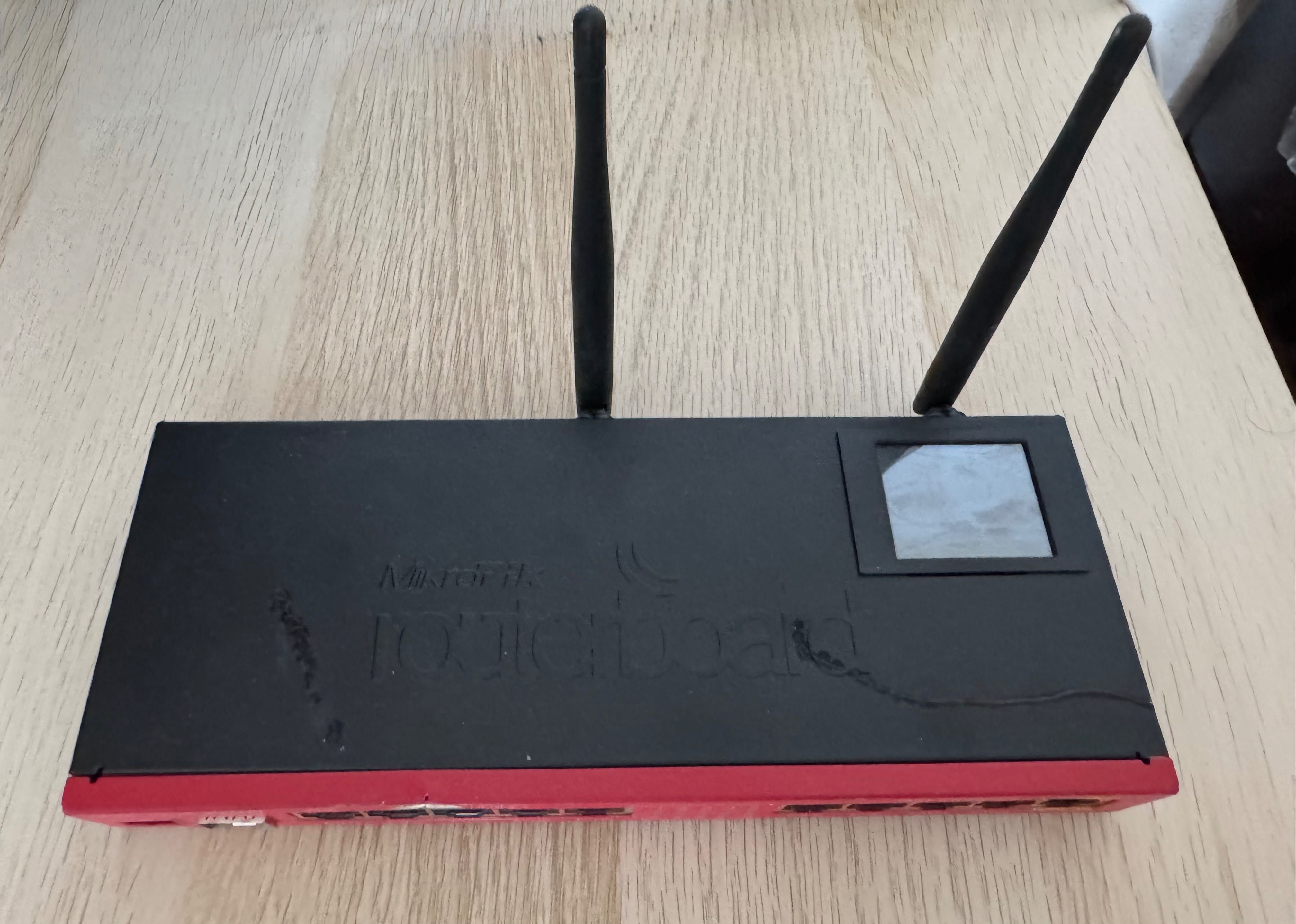 роутер mikrotik RB2011UiAS-2HnD-IN (без блока живлення)