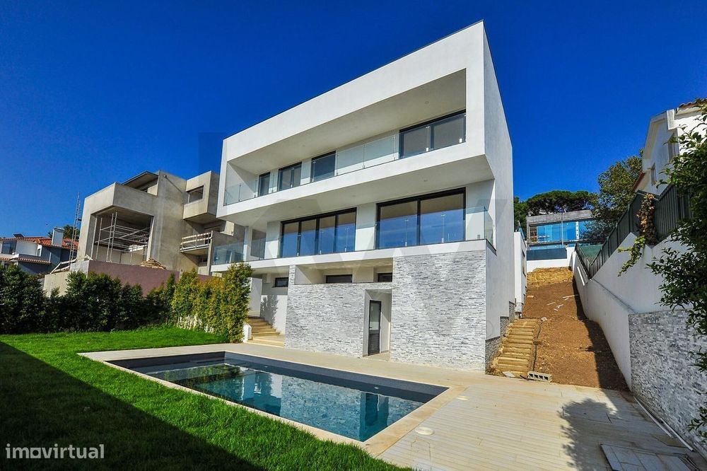 Moradia Unifamiliar de Luxo T4 - Rua de Pádua, Cascais