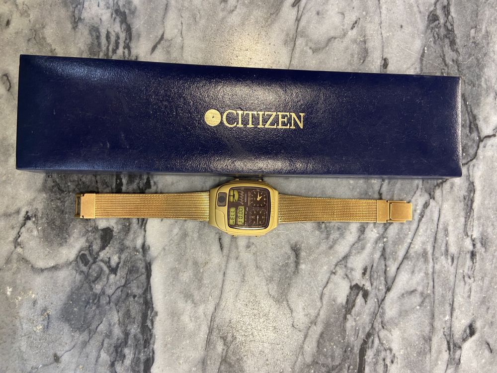 Relógio digital vintage Citizen
