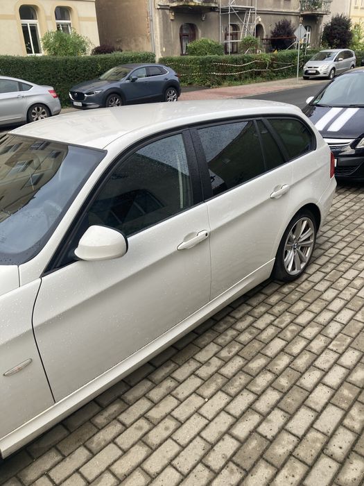 BMW e91 turing 2.0 diesel