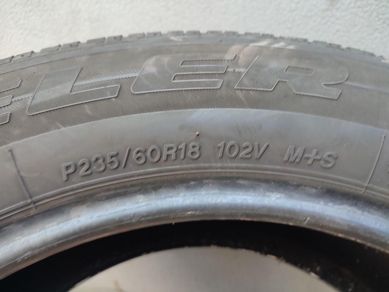 Шины 235/60 R18 2017г.