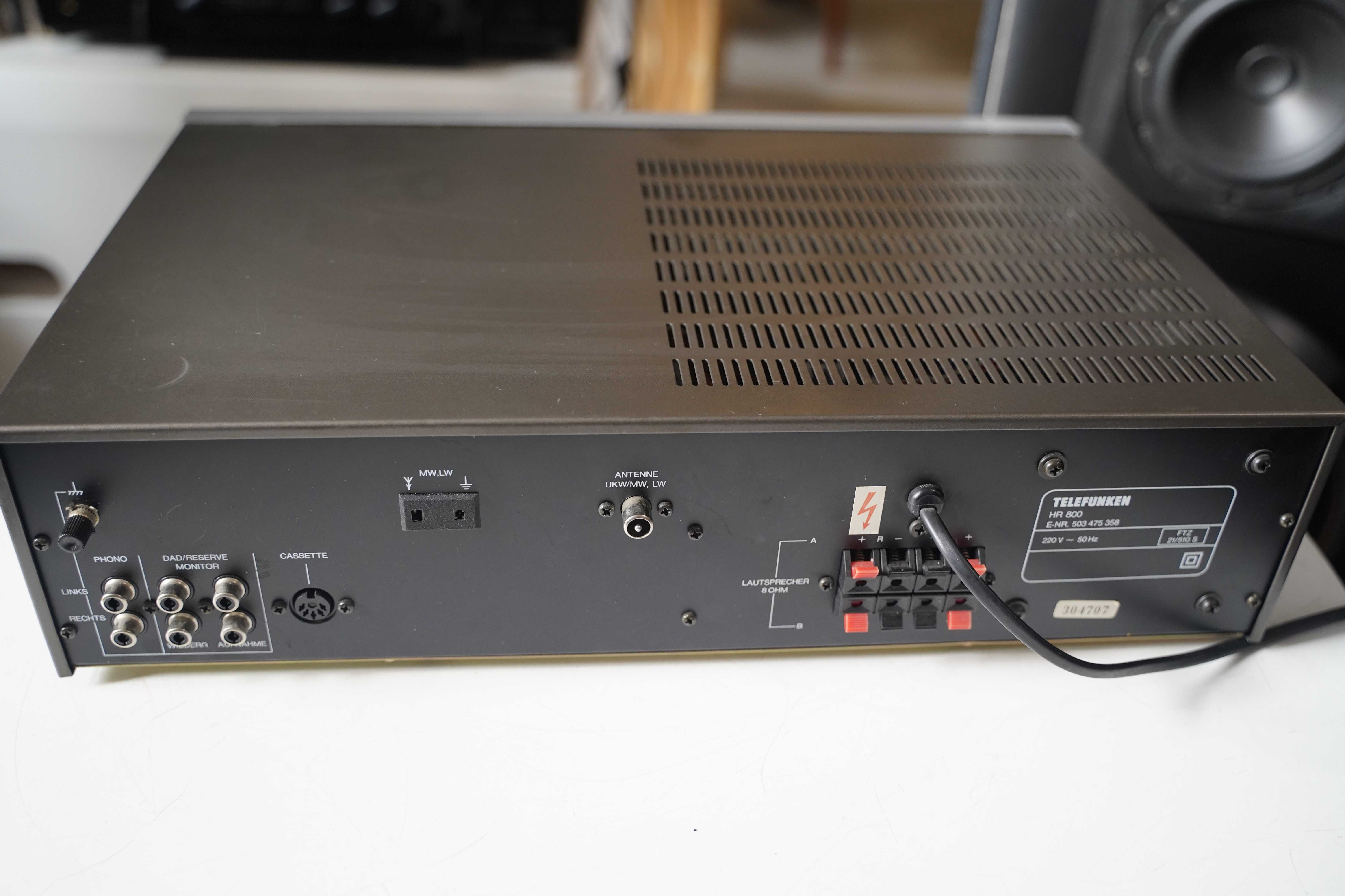 Amplituter Telefunken HR 800