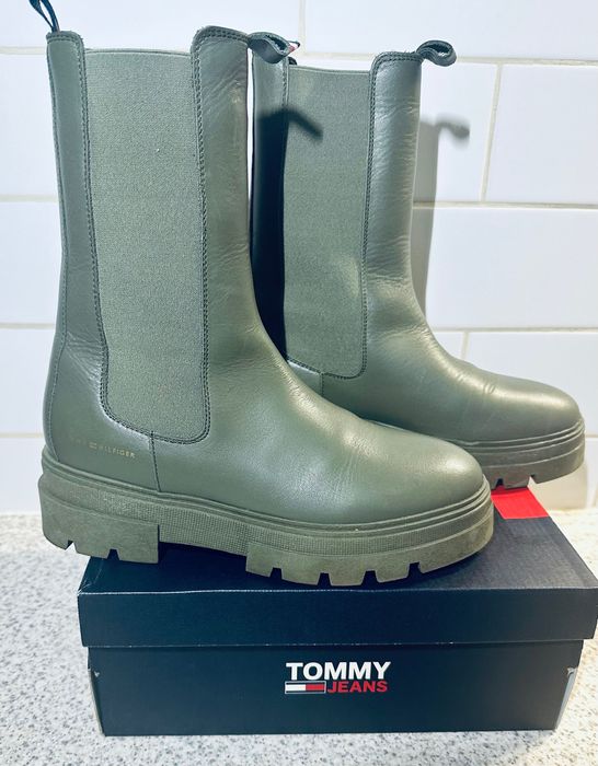 Skórzane sztyblety z protektorem TOMMY HILFIGER