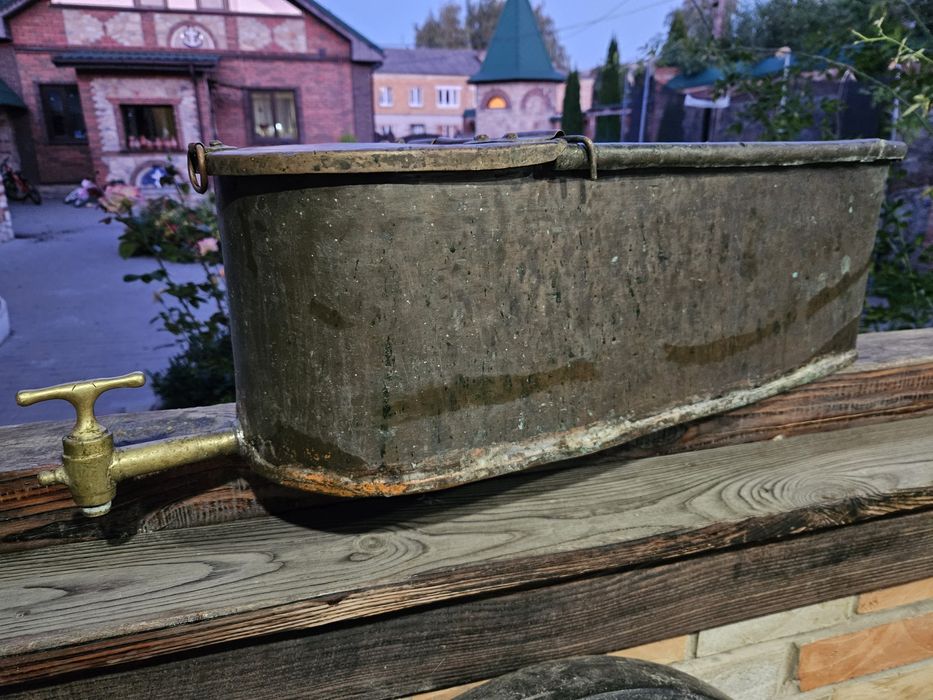 Рукомойник медный,большой