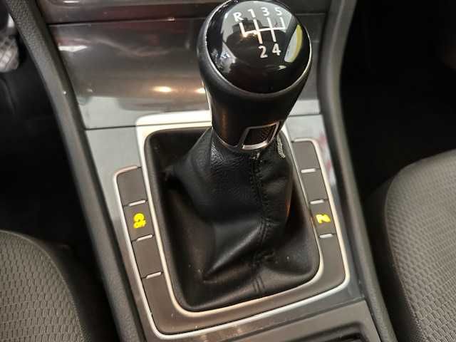 Volkswagen Golf Variant 1.6 TDI Confortline NACIONAL