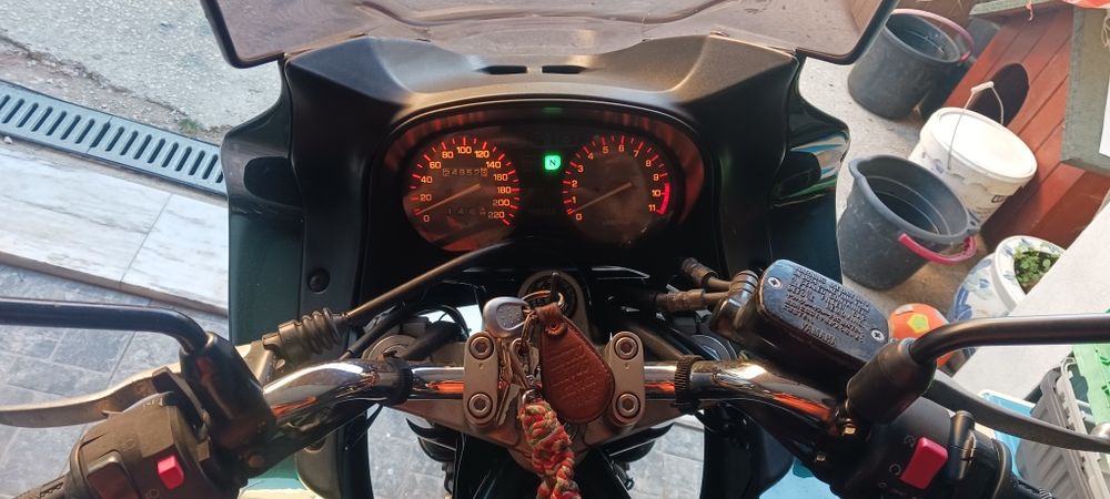 Yamaha Xj600 ano 2000