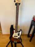 Gitara basowa Fender Jazz Bass