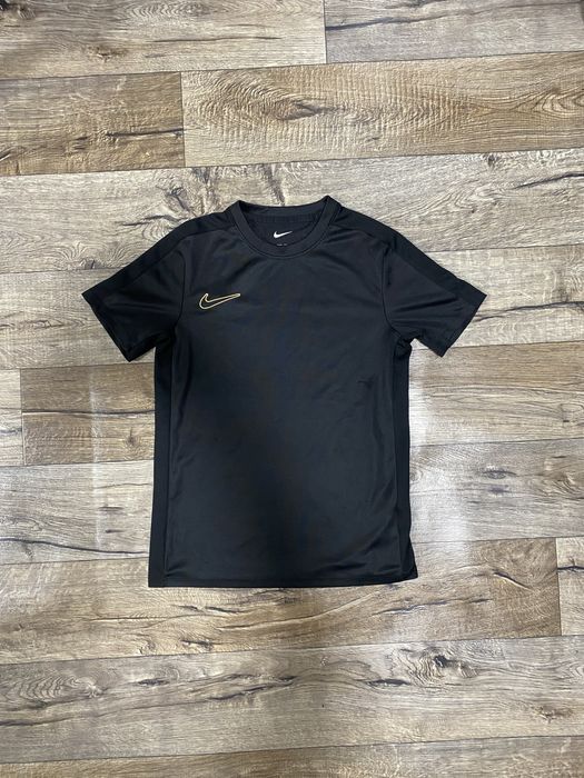 Футболка Nike Dri-Fit