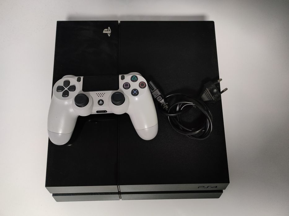 Konsola PS4 FAT 500gb uszkodzenia