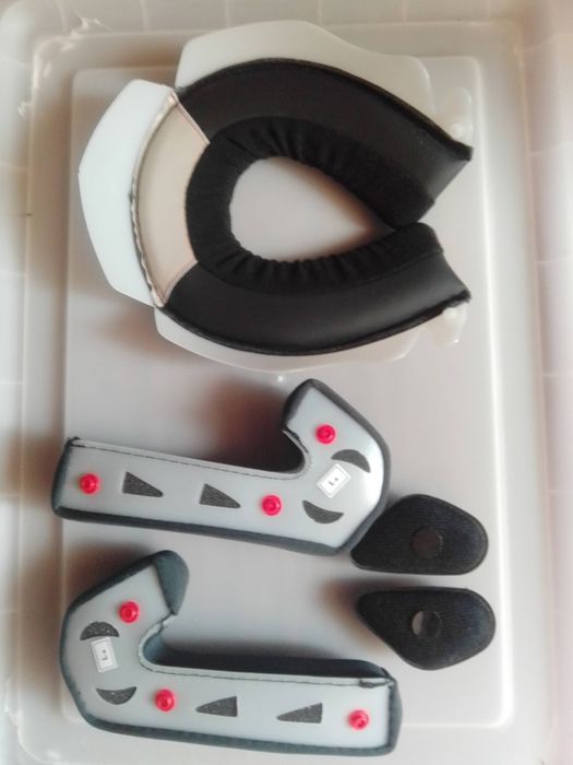 Espumas para capacete.