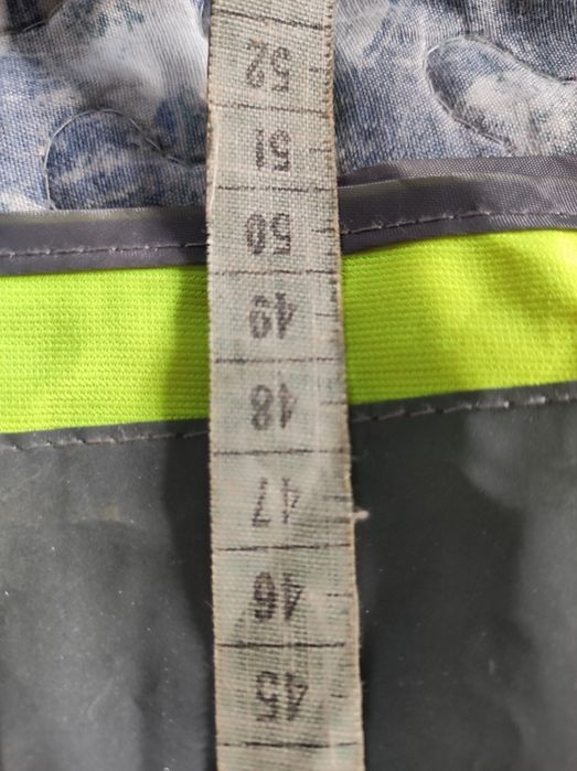 Жилетки со светоотражающими элементами детям и взрослым