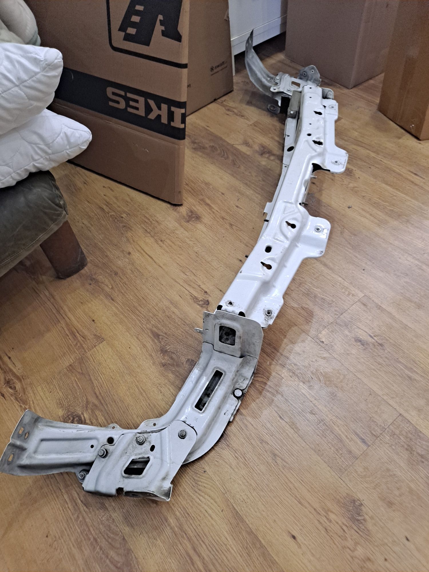 Pas przedni górny wzmocnienie FIAT DOBLO 2 II OPEL COMBO