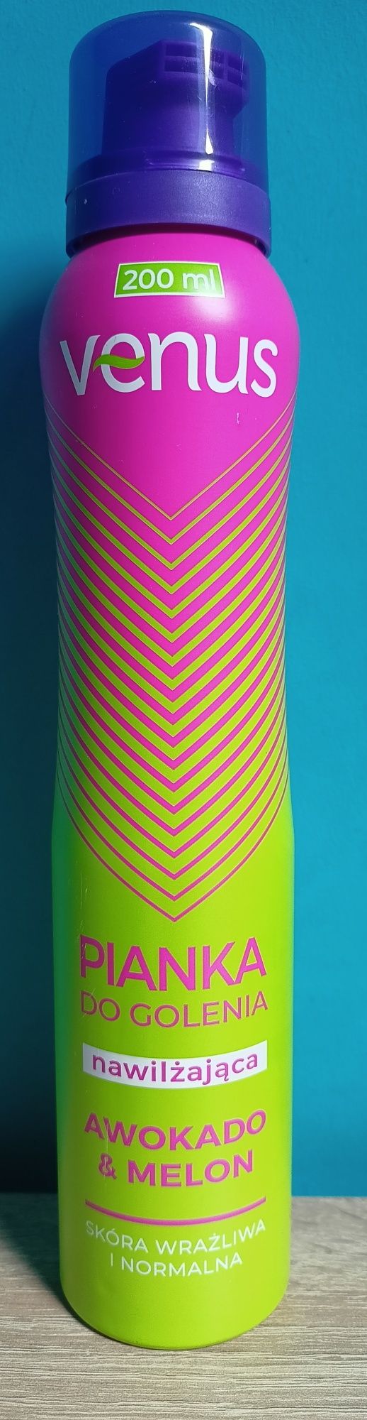 Pianka do golenia Venus 200 ml nawilżająca awokado+melon