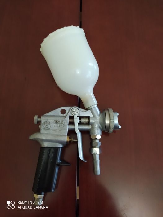 Пневмоинструмент для покрасочных работ