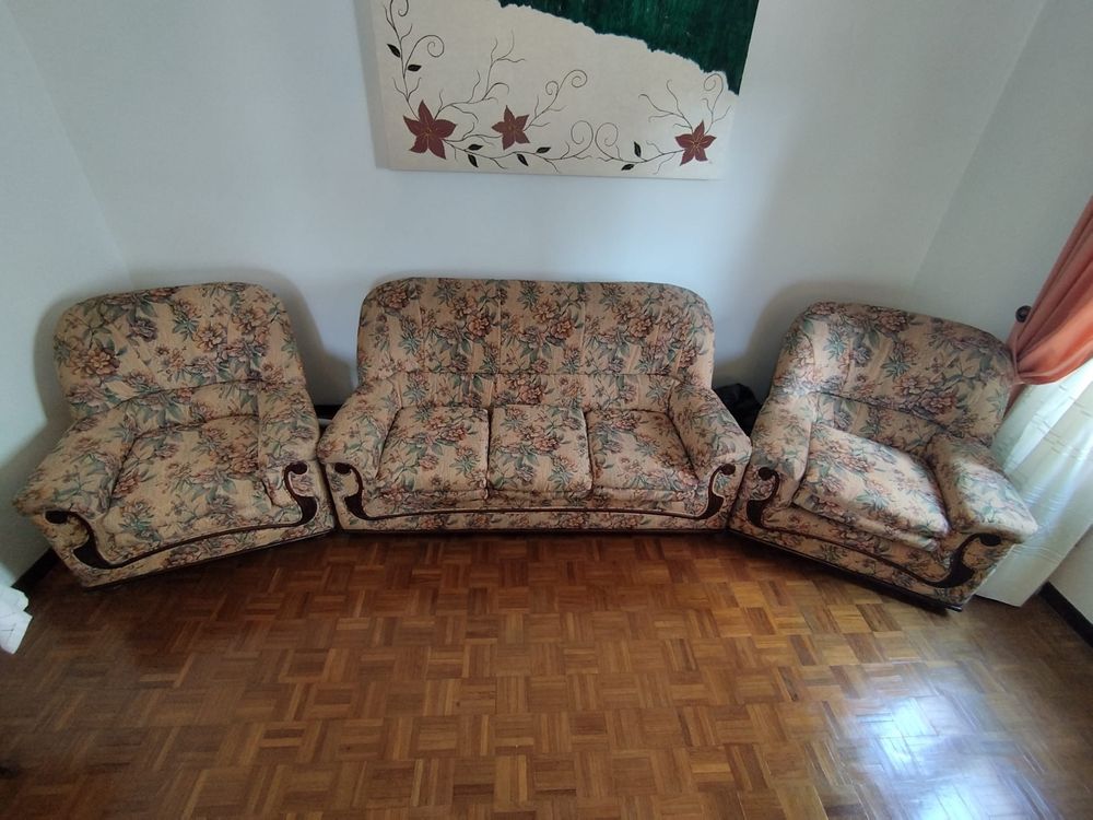 Conjunto Sofá e 2 Poltronas