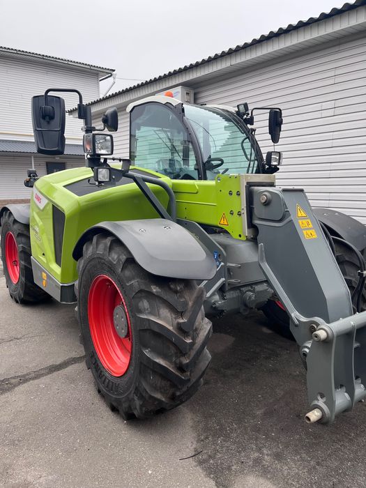 Навантажувач телескопічний