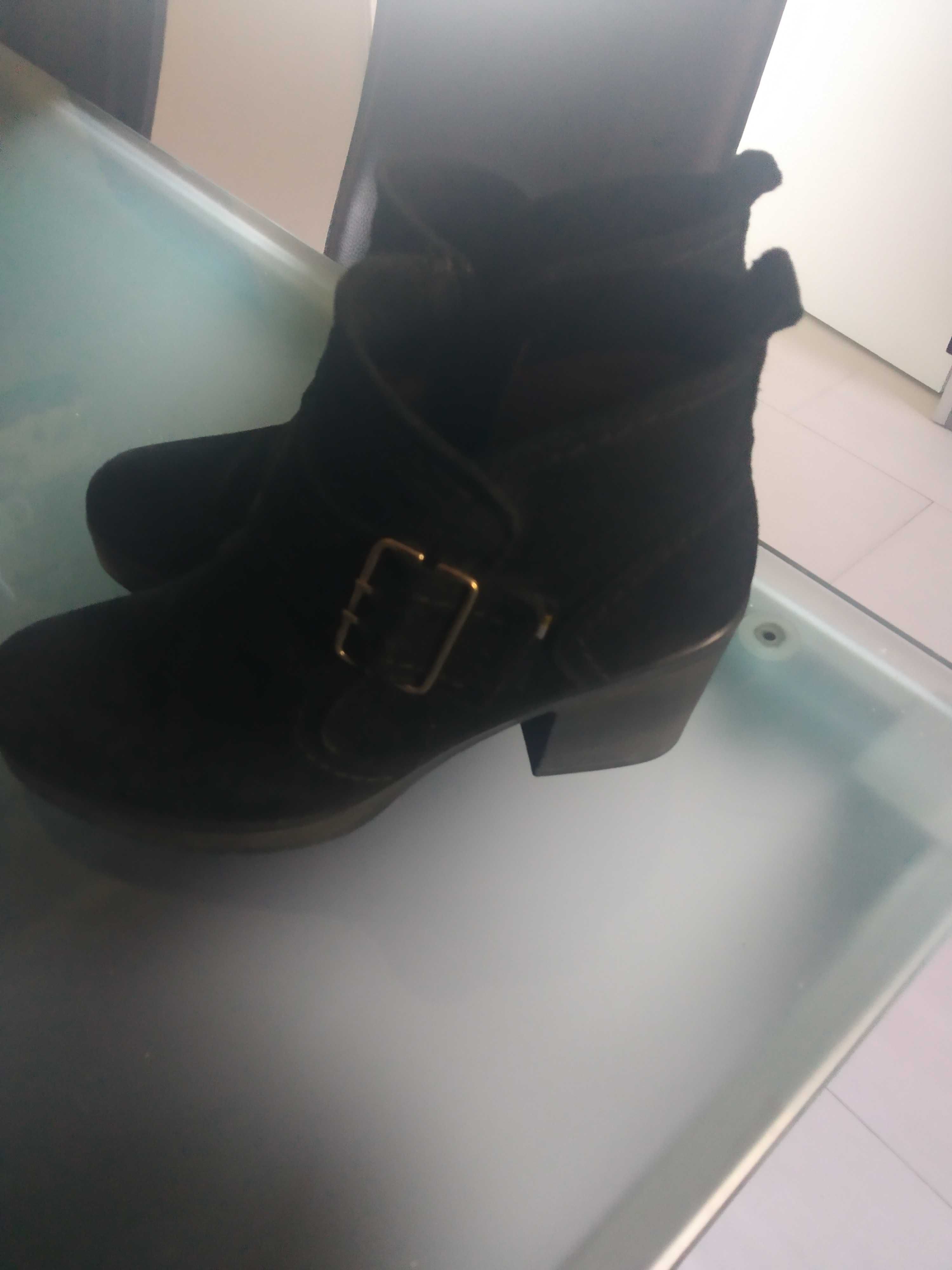 Botas pretas nobuck