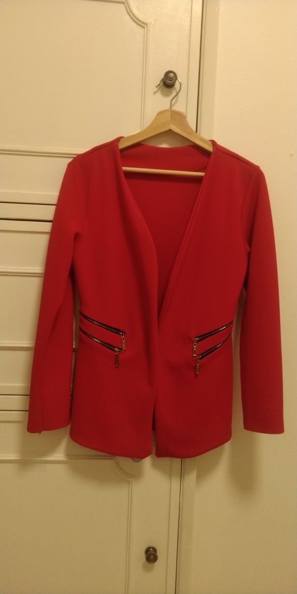 Vendo casaco vermelho de senhora
