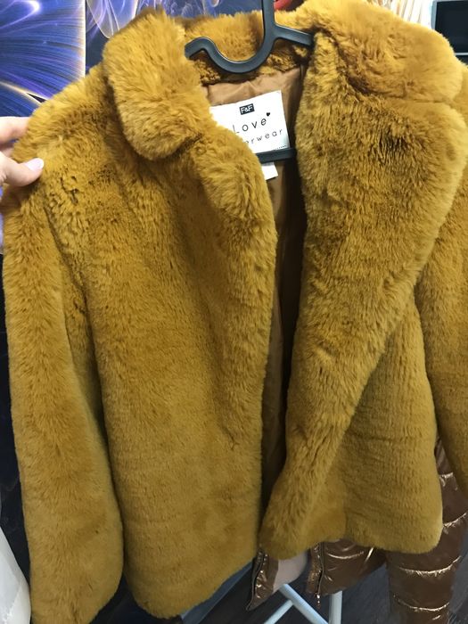 Шуба дитяча 9-10 р zara F&F