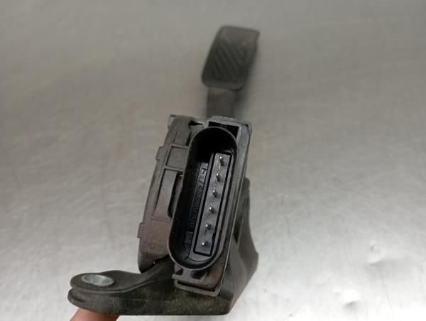 Pedal do acelerador FORD Fiesta VI (CB1, CCN)