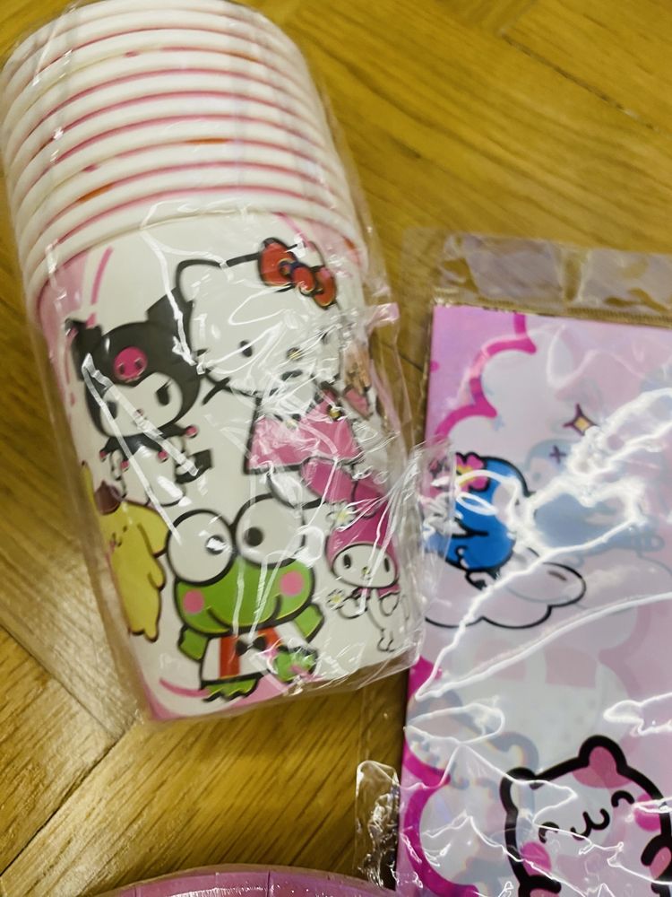 Zestaw naczyń dekoracje urodzinowe Hello Kitty