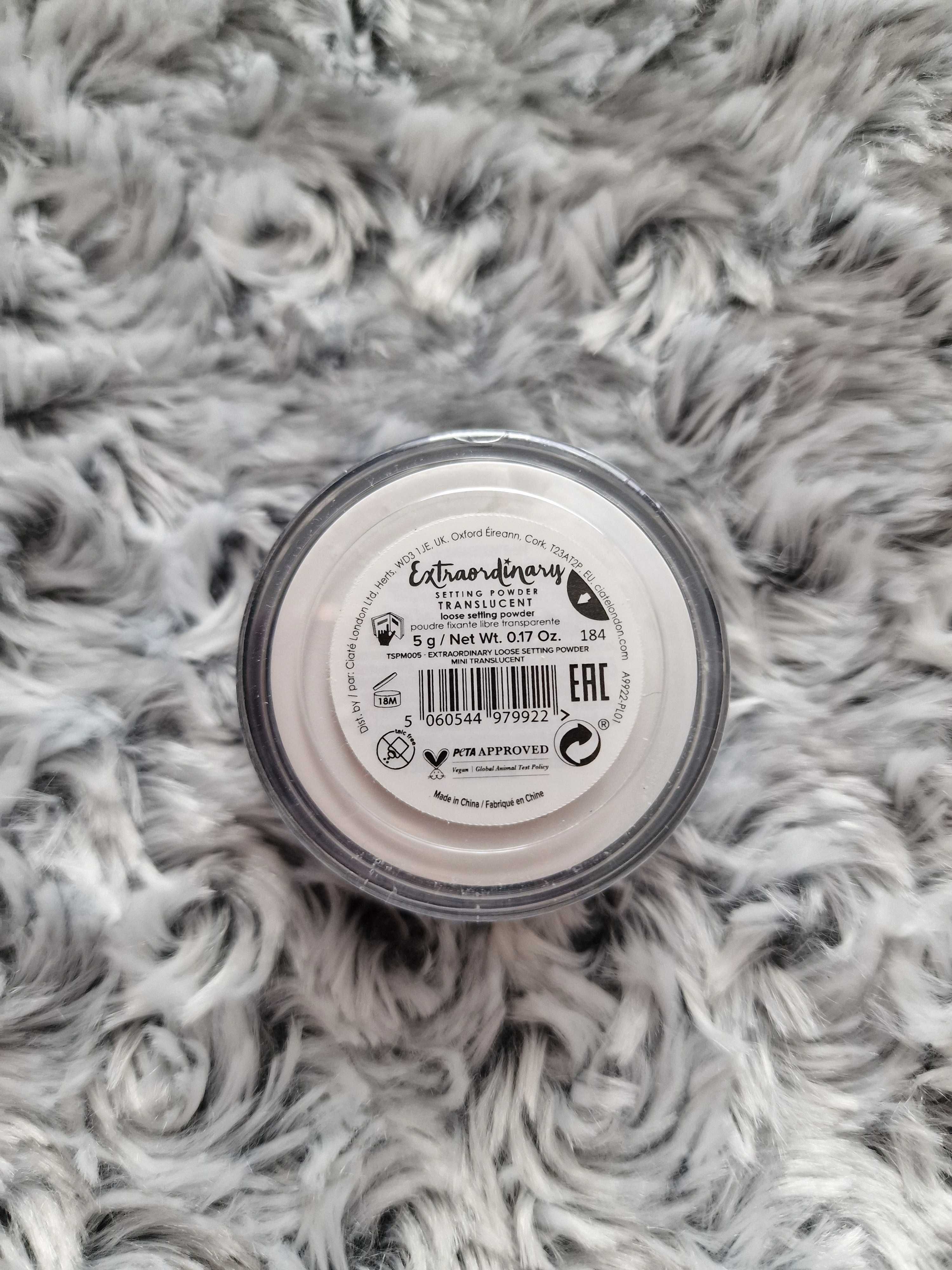 Sypki puder do twarzy Extraordinary Setting Powder Ciate London