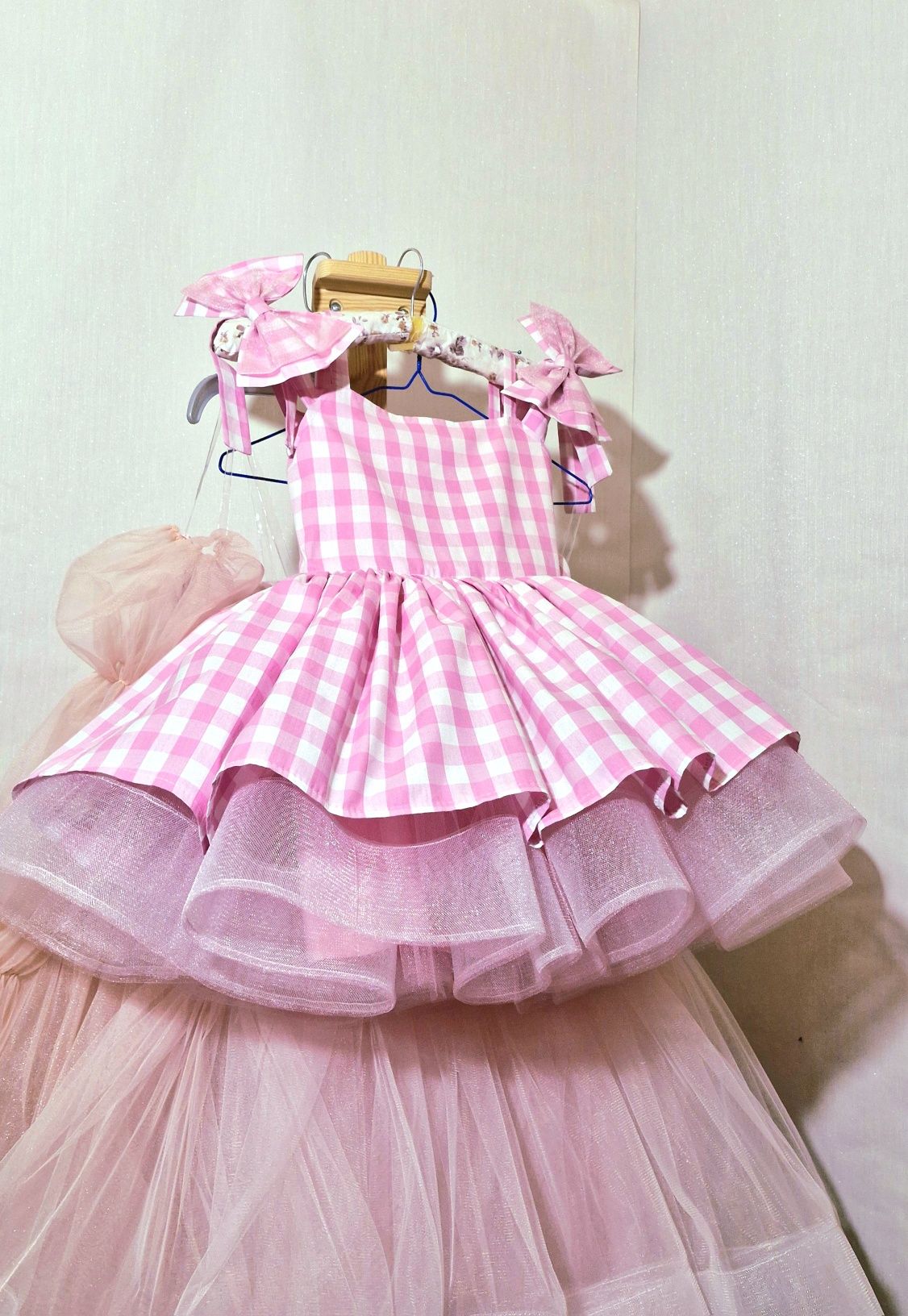 Сукня Барби. Barbie пишна рожева сукня
