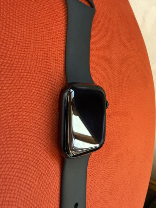 Apple watch series 8 GPS midnight 45 mm
