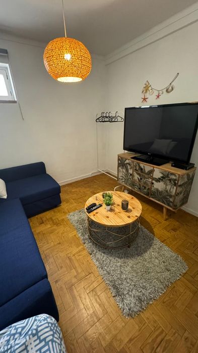 T1 mobiliado e equipado no centro da Nazare