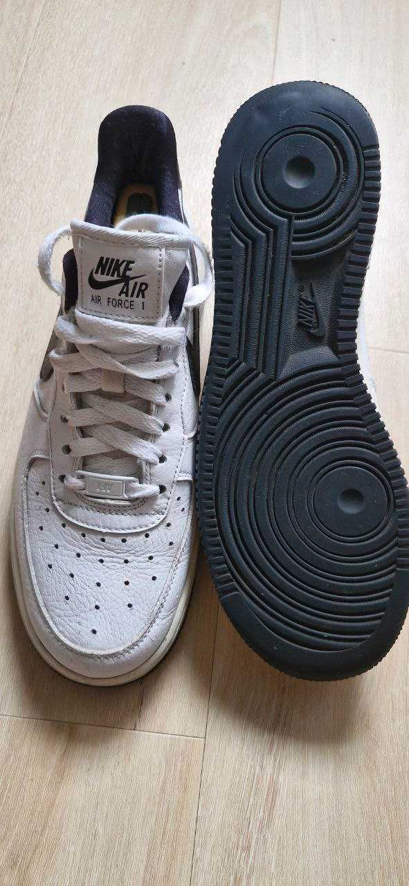 Кросівки Nike Air Force  39 розмір