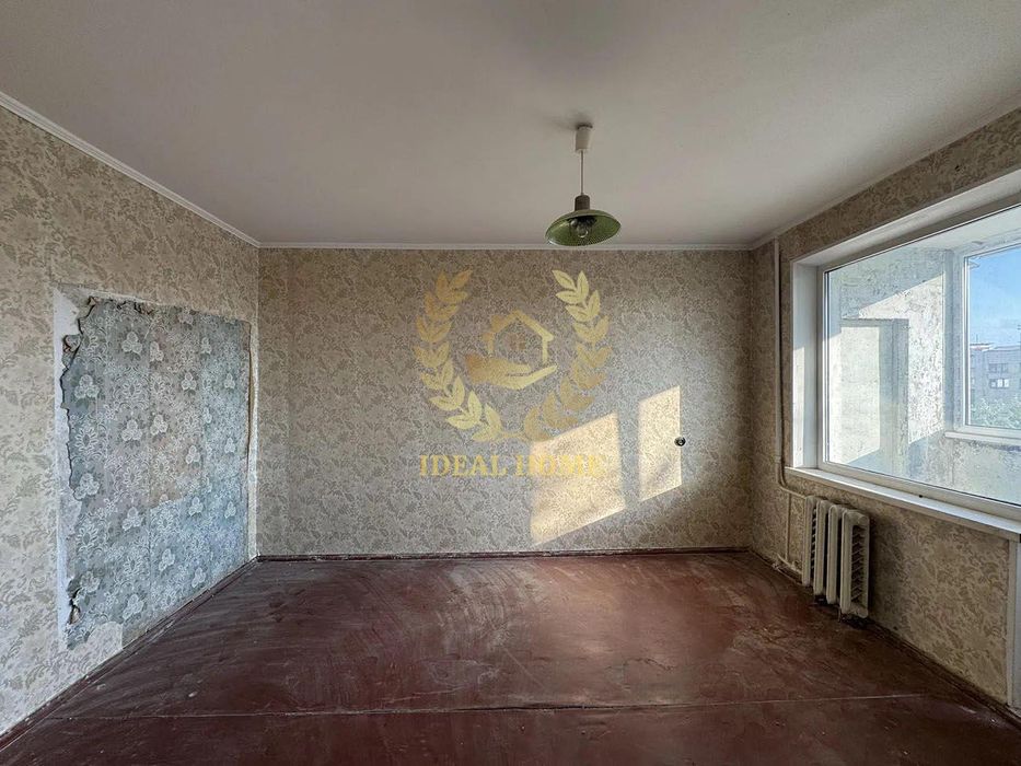 Продається 3-кімнатна квартира в Деснянському р-ні ( Лісовий масив )