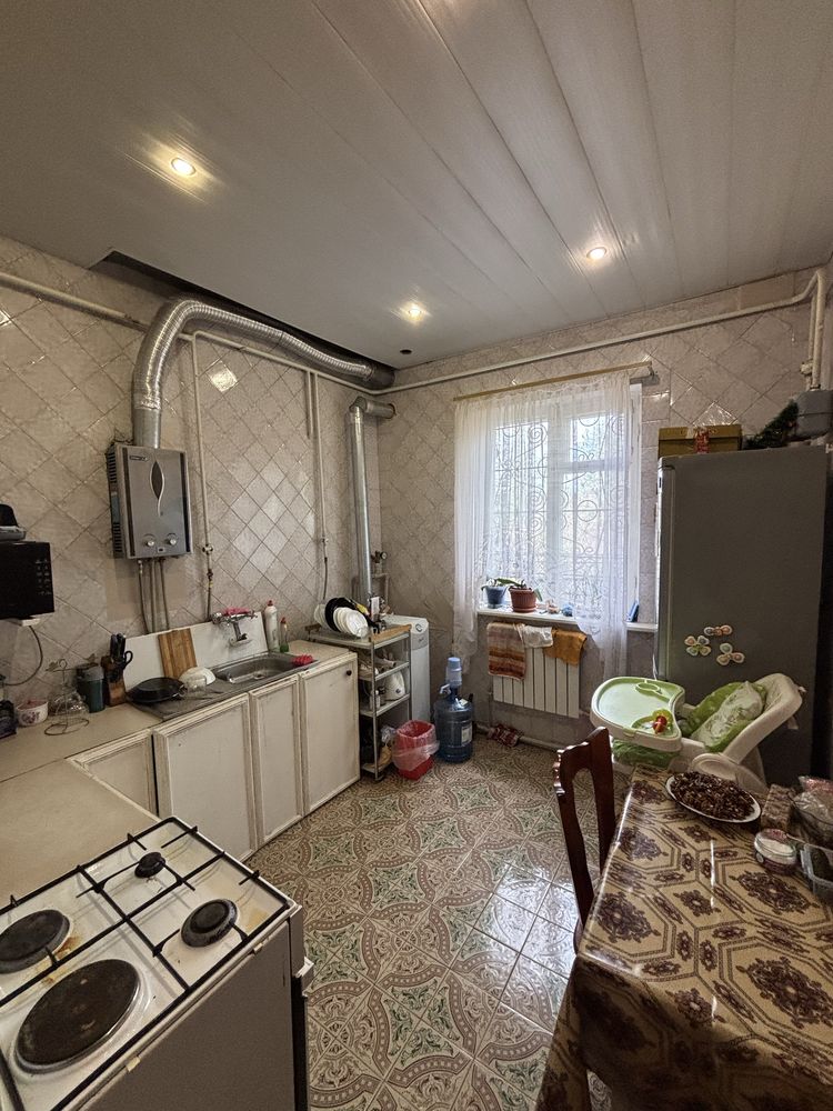 Продается дом. Центр. Славянск. Можно сертификат.