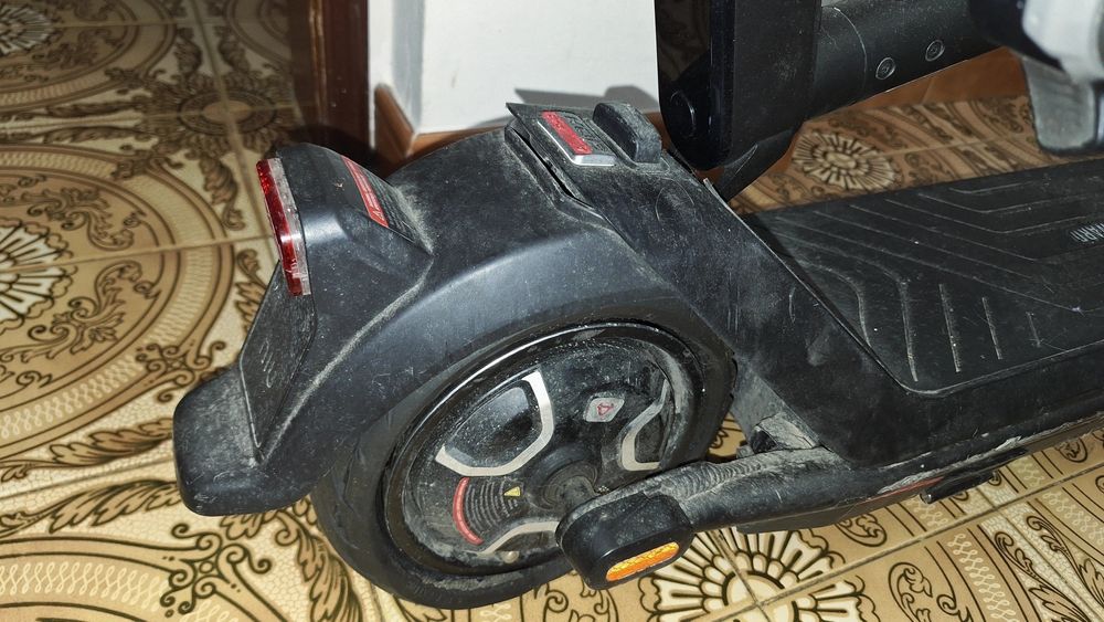 Trotinete NYU KQI3 PRO