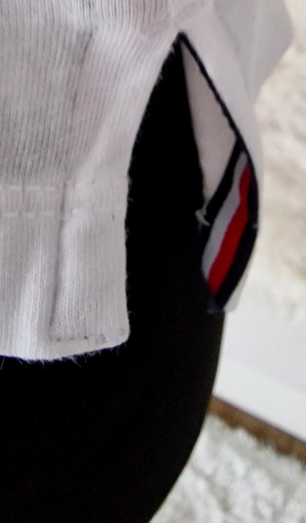 T- shirt z nadrukiem" Tommy Hilfiger ".