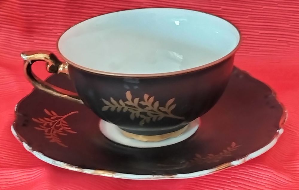 Chávena e Pires em Porcelana