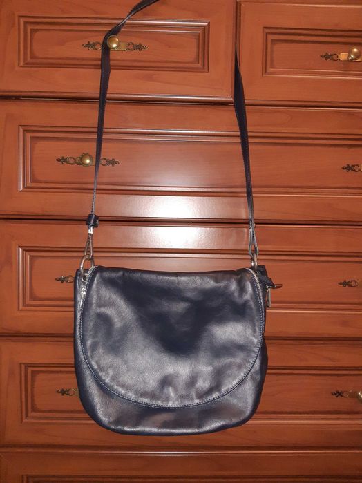 Skórzana torebka listonoszka