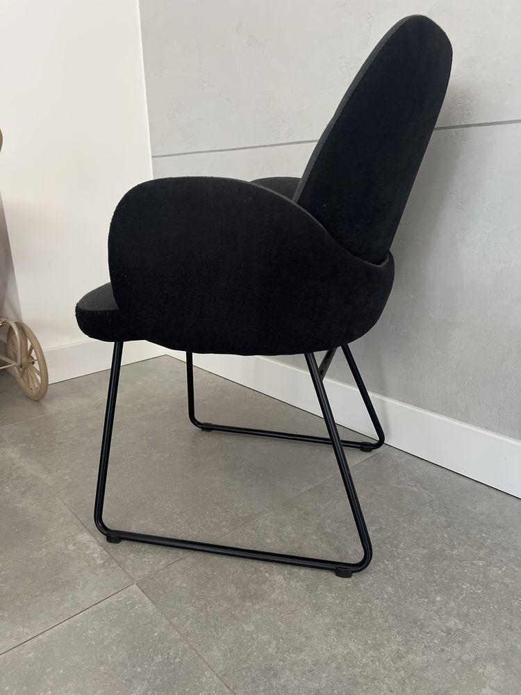 Krzesło szare do jadalni biura