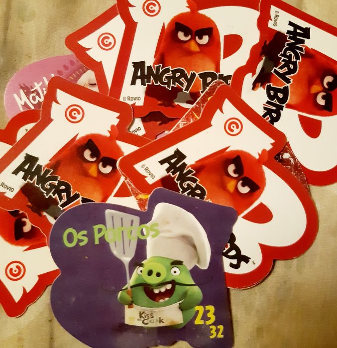 Lote cromos e brindes variados