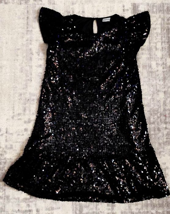 Чорна блискуча сукня з пайетками