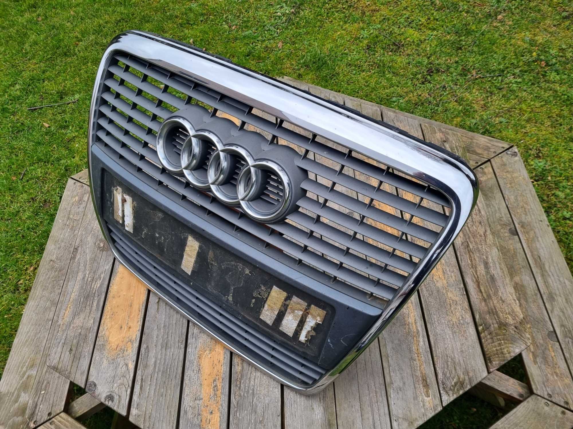 AUDI A6 C6 (04-08)- ATRAPA GRILL zderzaka przód kpl.