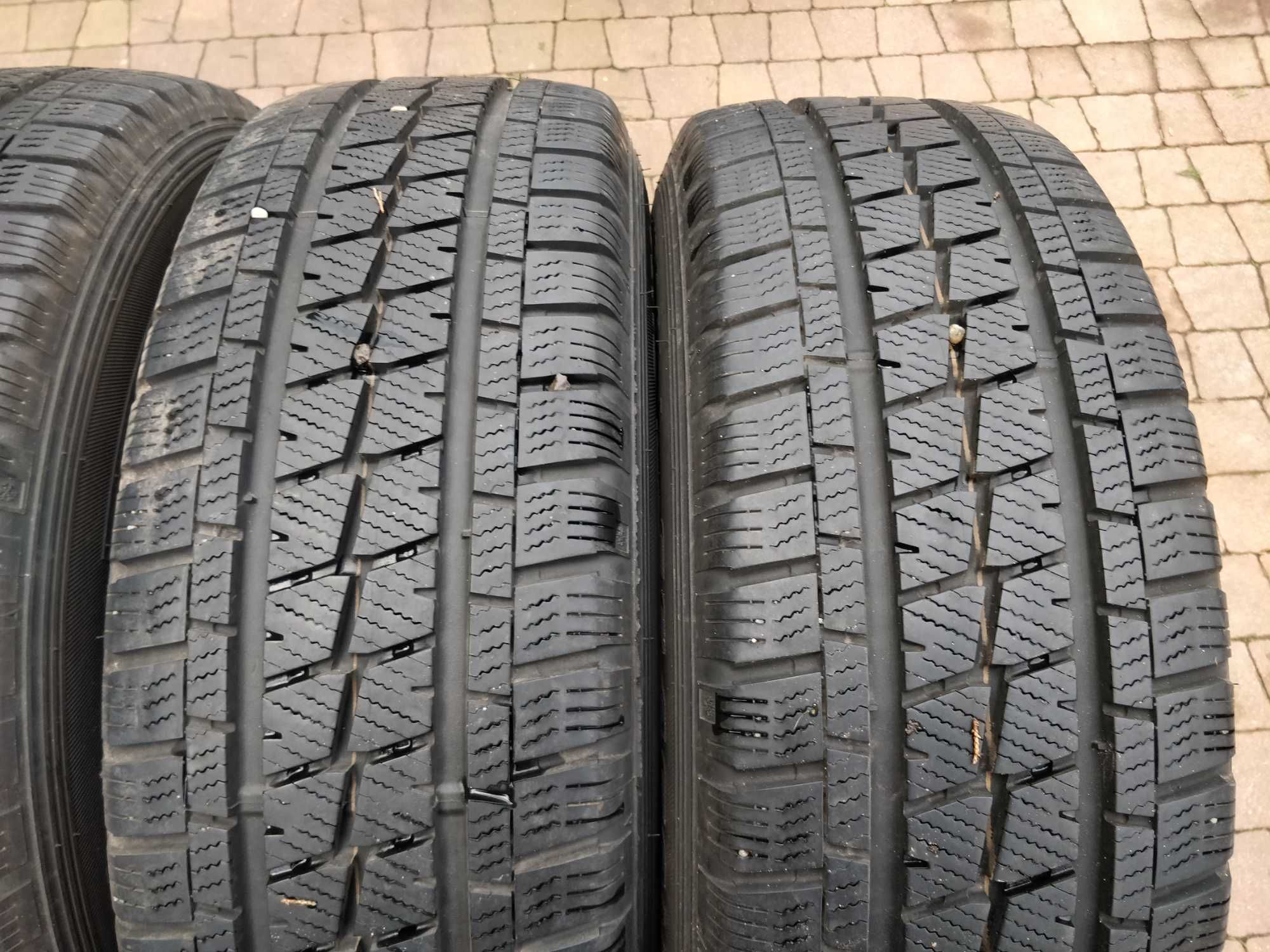 2942. Opony wielosezonowe 215/65/16C Falken 7.6/9mm 2021r cena za 4szt