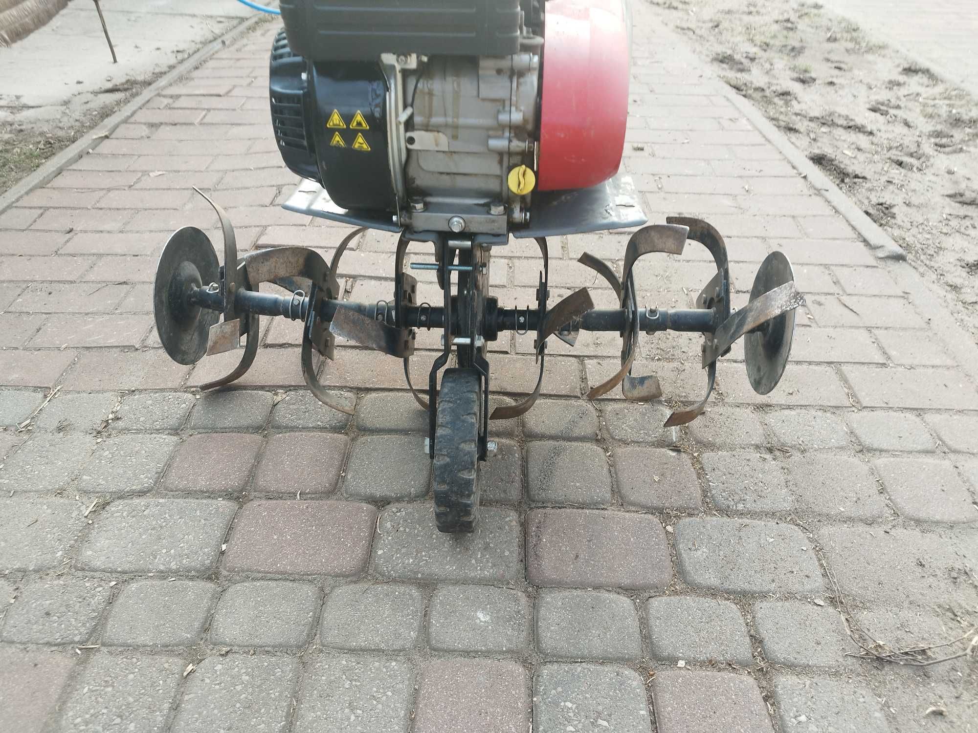 Wynajem wypożyczenie glebogryzarki
