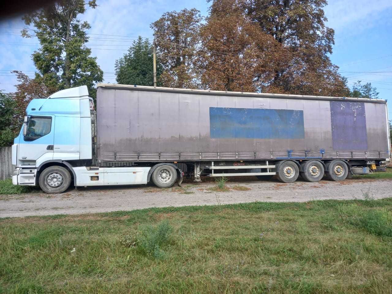 Renault Premium 2007 року разом з напівпричепом