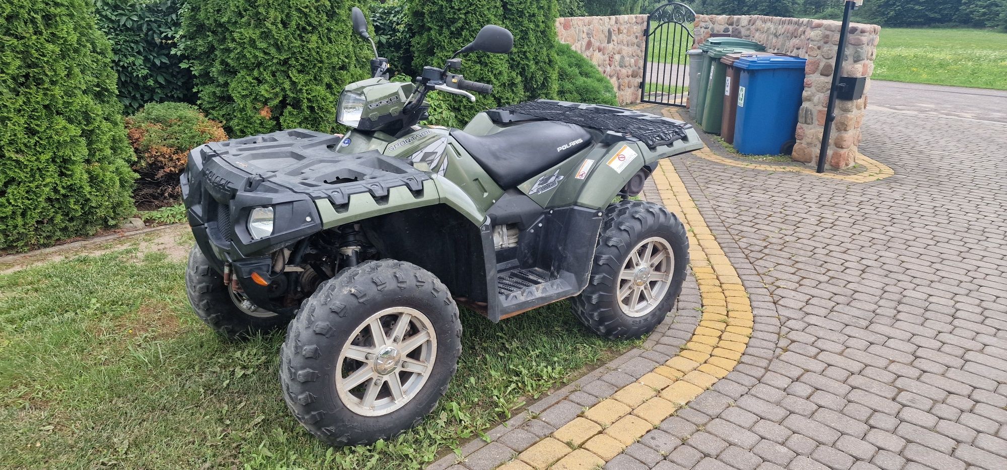 Polaris sportsman 550 (jak yamaha grizzly, cf moto)