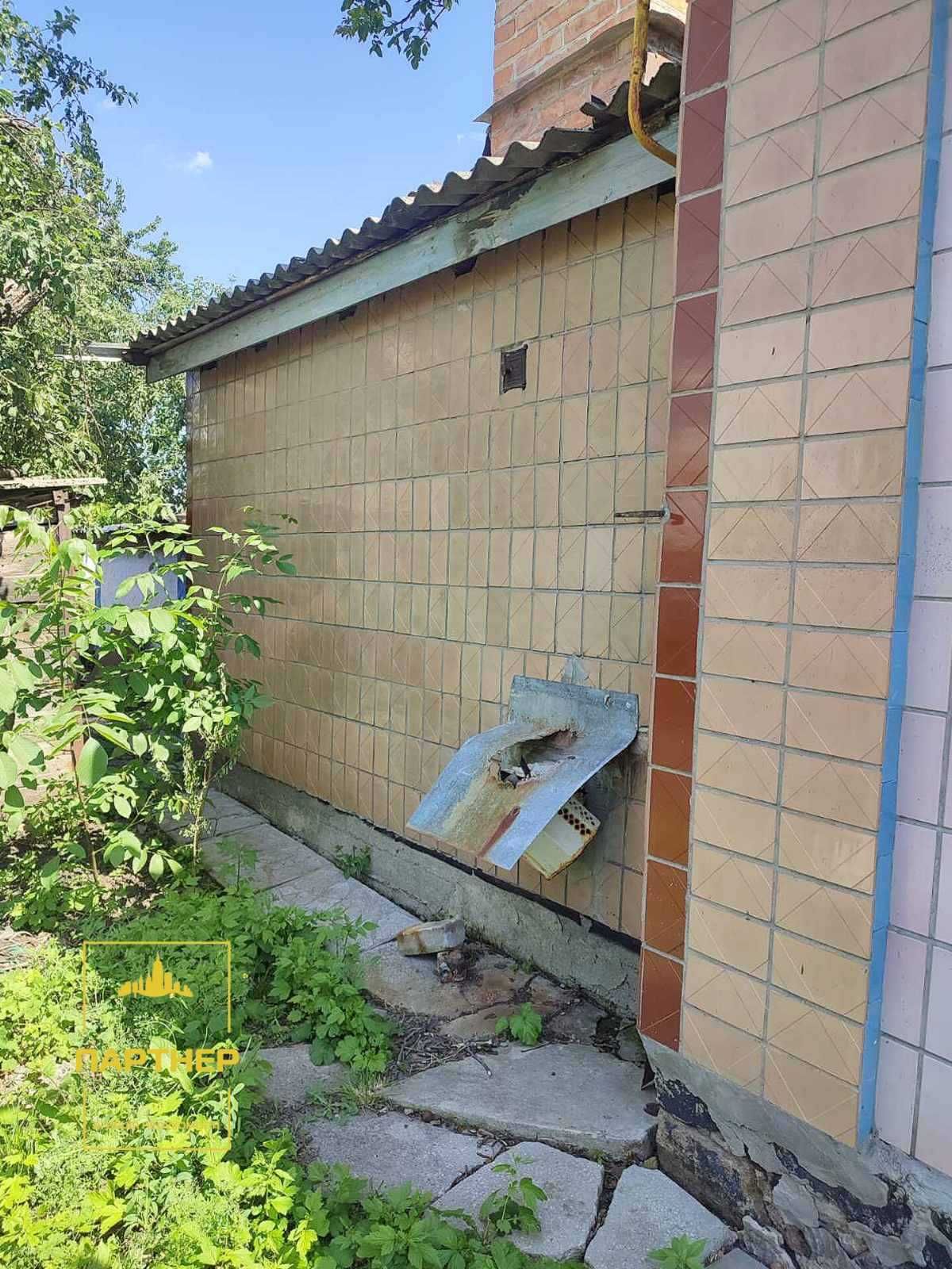 Продам  житловий  будинок  у  Глобине