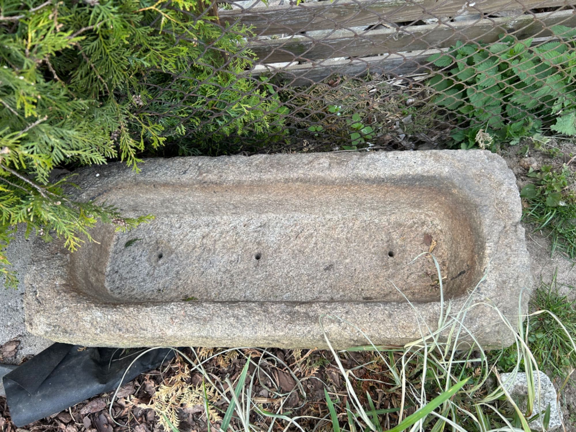 Koryto kamienne 100cm.  x 40cm